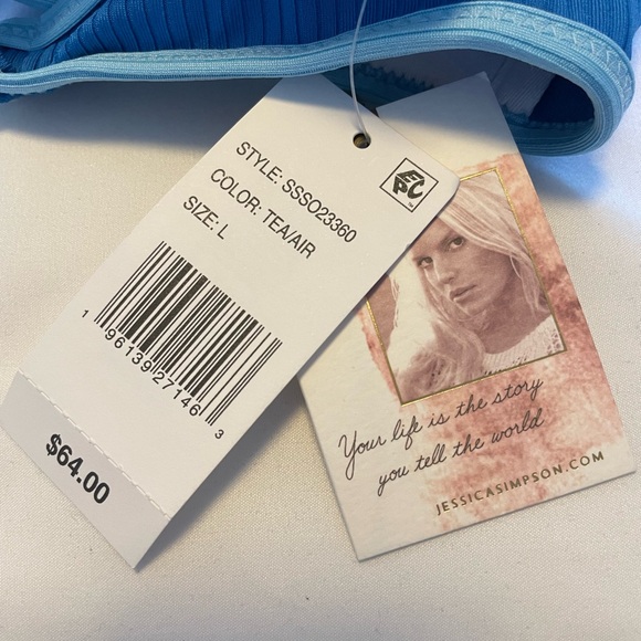 Jessica Simpson Bikini - Picture 3 of 5